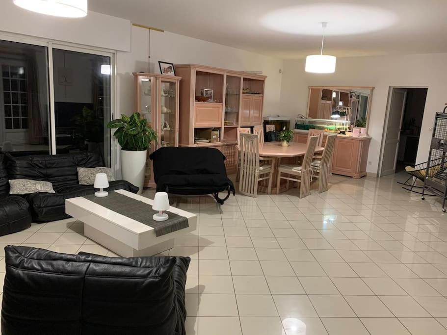 Casabina Appartement Entre Disney Et Paris Chelles  Szoba fotó
